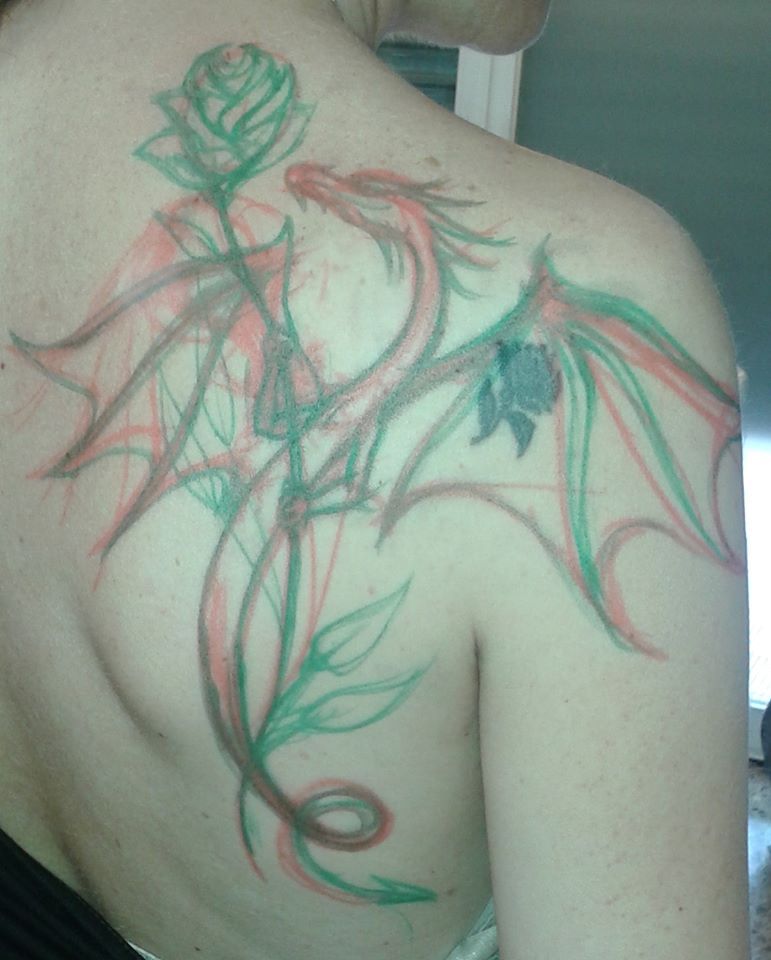 cover dragon rosa